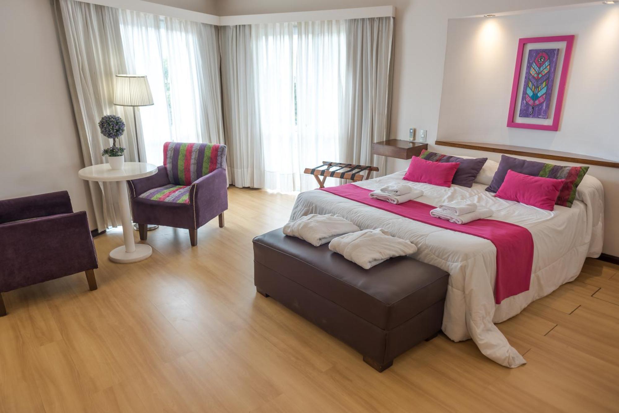 Santa Cecilia Resort & Spa I ヴィラ・カルロス・パス エクステリア 写真