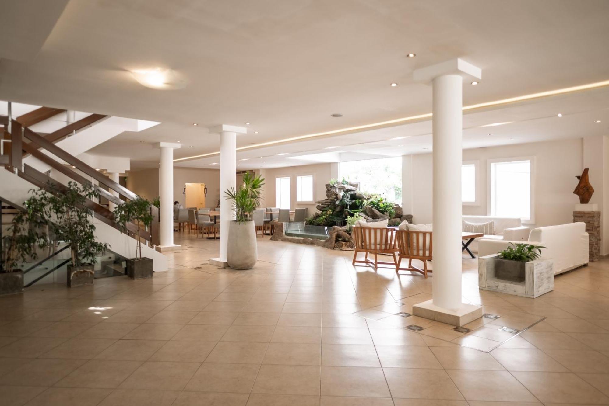 Santa Cecilia Resort & Spa I ヴィラ・カルロス・パス エクステリア 写真